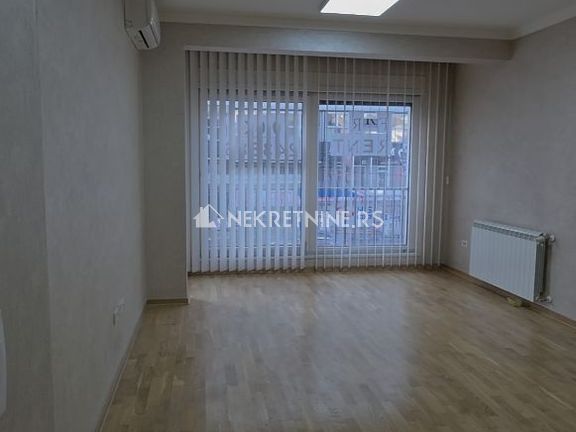 Luksuzan trosoban stan za izdavanje u novoj zgradi – Južni bulevar 55, Vračar